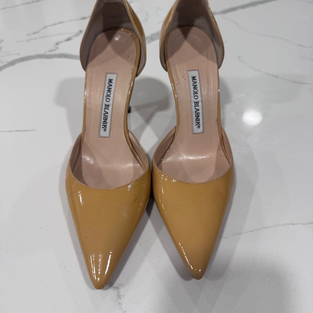 Manolo Blahnik Mustard Yellow Patent Leather d'Orsay Pointed Toe Pumps 36